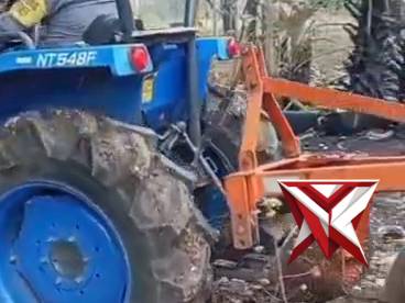 pembajakan lahan warga didesa tutukey, oleh bhabinkamtibmas desa tutukey polsek serwaru - PoliceTube