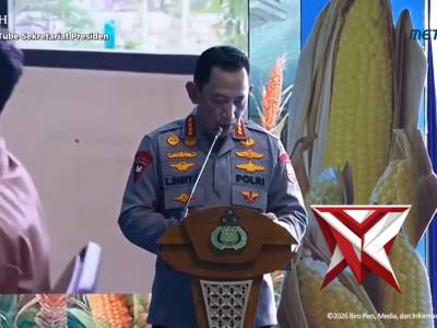 Dalam acara panen raya jagung serentak dan groundbreaking 10 gudang ketahanan pangan Polri