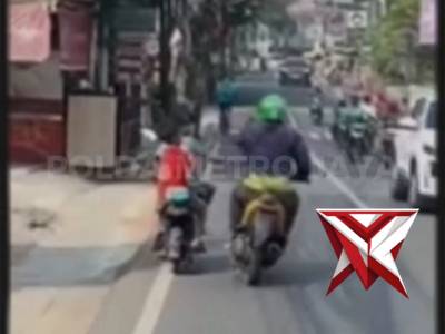 Berawal saat korban tengah merekam momen bus telolet di kawasan Rempoa, Ciputat Timur, Tangerang Sel