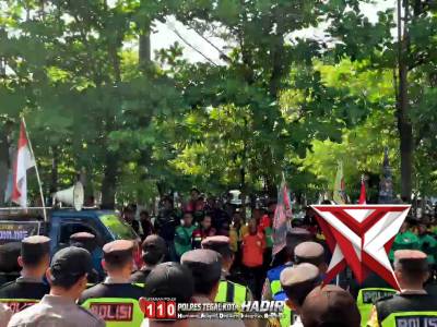 PAM aksi damai Bom ( Brigade Online Militan ) - PoliceTube