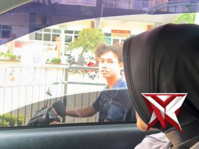 Pakai helm biar selamat?? Jadikan keselamatan sebagai kebutuhan????