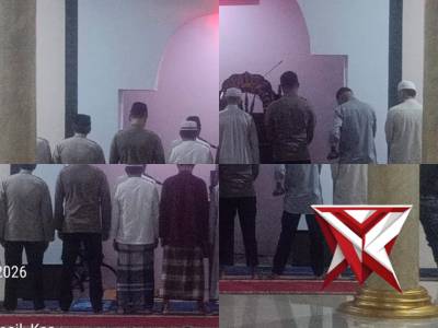 Bhabinkamtibmas Hative Kecil melaksanakan pengamanan Shalat Subuh Berjamaah Kapolda Maluku - PoliceTube