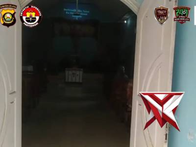 Kapolsek lembak kenaikan isa almasih - PoliceTube
