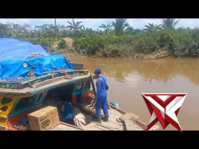 Himbauan agar selalu membawa alat keselamatan di perairan..