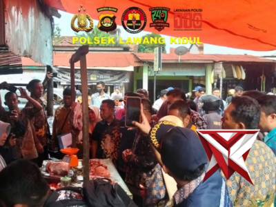 Ps. Kanit Binmas Polsek Lawang Kidul Bersama Forkopimcam Monitoring Pasar Jelang Idul Adha 1447 H - PoliceTube