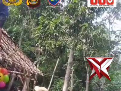 AC 15. Bhabinkamtibmas Dampingi Survey Bedah Rumah HUT Bhayangkara