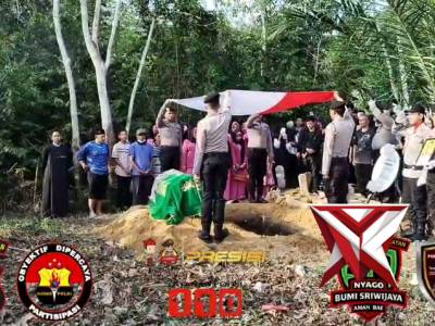 YOPI SARTIAN | Giat upacara pemakaman.
