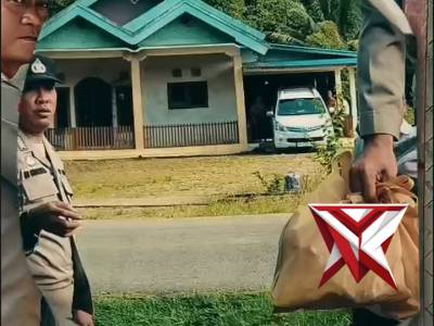 Giat bansos polsek stl Ulu terawas untuk masyarakat

"SUDAHKAH KITA BERBUAT BAIK HARI INI"