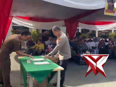 Kapolresta Bengkulu Kombes Pol Rahmad Hidayat menghadiri kegiatan pemusnahan barang bukti
