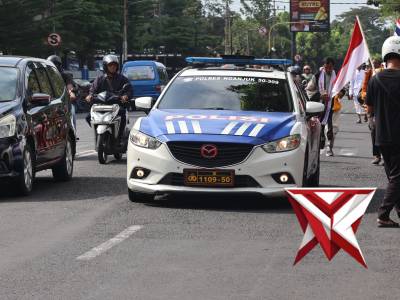 Pengamanan dan pengawalan rombongan Thudong Indonesia Wark For Peace