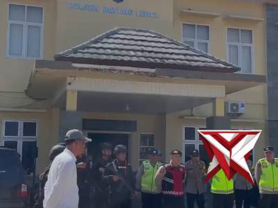 Apel pagi personil polsek bayung lencir???????? - PoliceTube