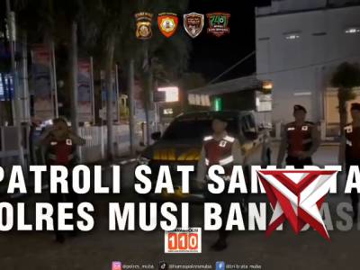 Pers Sat Samapta Melaksanakan Patroli Malam
