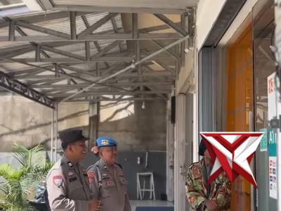 Kanit Binmas bersama Kanit Propam Polsek Bayung Lencir berikan imbauan kamtibmas pada masyarakat?