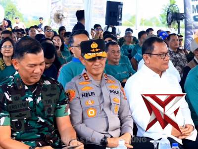 Dukung Kelestarian Alam, Kapolda Lampung dan Menteri PKP Tanam Sejuta Pohon di Taman Kehati