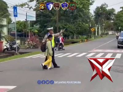 Sat lantas polres muba andalan SM10??