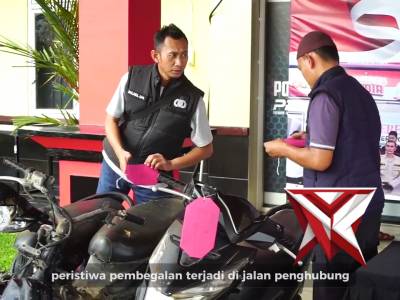 POLRES OKI BERSAMA POLSEK MESUJI RAYA GELAR KONFERENSI PERS KASUS PEMBEGALAN