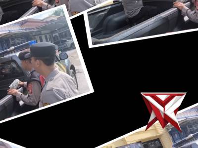 Pemasangan Sticker Cel Centre 110 di Mobil Patroli Polsek Prabumulih Timur - PoliceTube