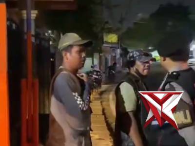 Personel Unit Turjawali Sat Samapta Polres Cimahi melaksanakan Patroli antisipasi Curas, Curat & Cur