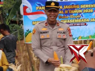 Kolaborasi Polsek Lawang Kidul dan Kelompok Tani Sukseskan Panen Serentak 2026