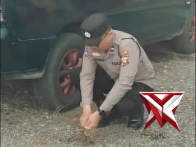 Mendukung program belida personil lakukan kurve diseputaran masok Polsek STL Ulu Terawas. "SUDAHKA - PoliceTube