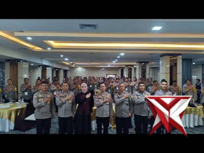 BDH 5. &ldquo;Bimtek Public Speaking Tingkatkan Kemampuan Komunikasi Bhabinkamtibmas&rdquo;?????