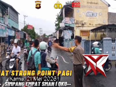 Personil Polsek Baturaja Timur melaksanakan Giat Strong Point pagi disimpang empat SMAN 1 OKU. - PoliceTube