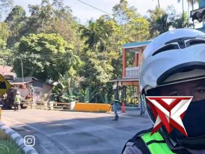 Live report jalan pengaspalan di batipuh