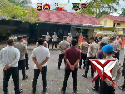 Cc
giat Opstibplin dari Bidpropam Polda Sumsel kepada seluruh Personil Polsek Gunung Megang