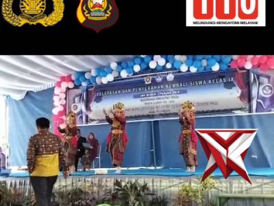 TI 17. Bhabinkamtibmas hadir dalam acara pelepasan dan penyerahan kembali siswa/siswi kelas IX SMP N