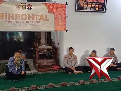 Polres OKI hadir
Giat Binrohtal bagi Personel Polri Polres OKI dan PNS Polri
