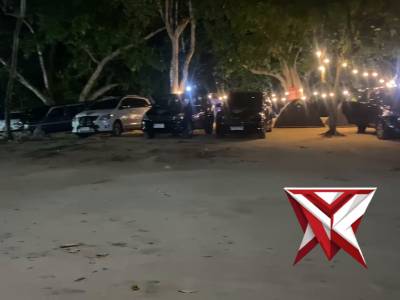 Kapolsek Bantur bersama anggota laksanakan patroli pesisir pantai Banyumeneng dengan pengelola