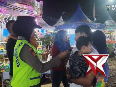 Patroli Presisi Polwan Polres Madiun

PolresMadiun PolwanPolri PatroliPolwan Kamtibmas PolriUnt