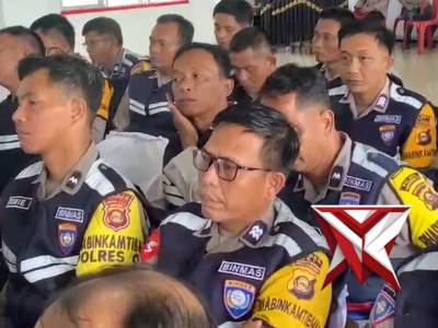 NYAGO OKI AMAN - PoliceTube