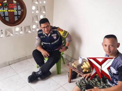Kehadiran Polisi di Tengah Masyarakat Bersama Polsek Lawang Kidul
