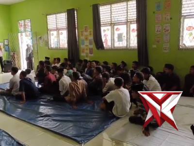 Giat sosial Polsek Muara Kelingi