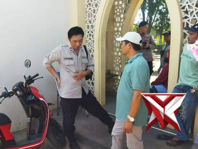 Anggota Bhabin  Polsek Ujungpangkah Giat Patroli Sambang