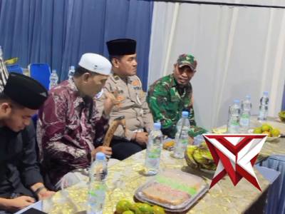 Panit Lantas Polsek Kepanjen Ipda Mahfud Hadiri Pengajian Umum di Jalan Welirang Kepanjen