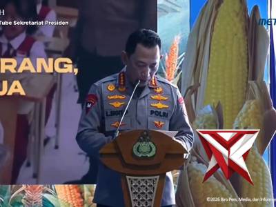 Dalam acara panen raya jagung serentak dan groundbreaking 10 gudang ketahanan pangan Polri