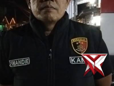 Personil Polsek Belitang I melaksanakan giat Pemantauan Penyaluran BBM Pertamax di desa Tawang Rejo - PoliceTube