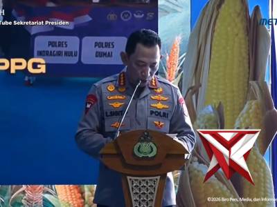 Dalam acara panen raya jagung serentak dan groundbreaking 10 gudang ketahanan pangan Polri - PoliceTube