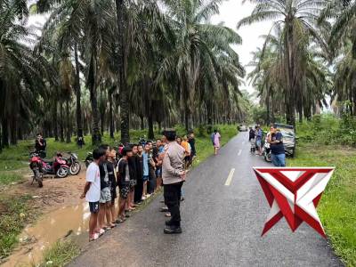 Pembubaran balap liar - PoliceTube