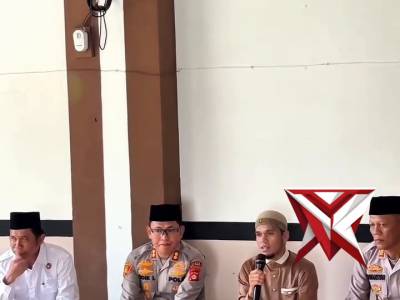 Kegiatan silaturahmi Kapolres oku timur ke ponpes Darul Qur'an wal hadist