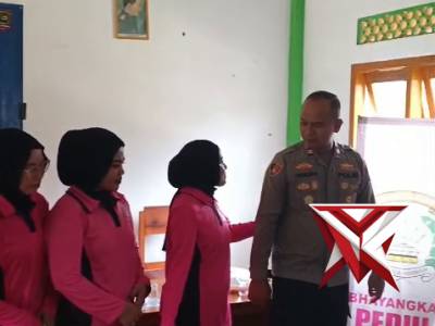 Polri untuk masyarakat 20