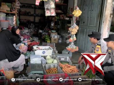 HADIR DI TENGAH AKTIFITAS MASYARAKAT