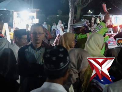 Polres Trenggalek Kawal Keberangkatan Rombongan Calon Jemaah Haji ke Surabaya