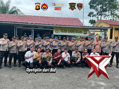 Personil Polsek Gunung  Megang menerima arahan dari Bidpropam Polda Sumsel dilanjutkan giat Opstibpl