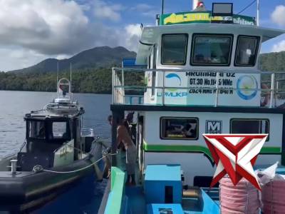 POLAIRUD POLDA MALUT PATROLI PERAIRAN IMBAU NELAYAN WASPADAI CUACA BURUK