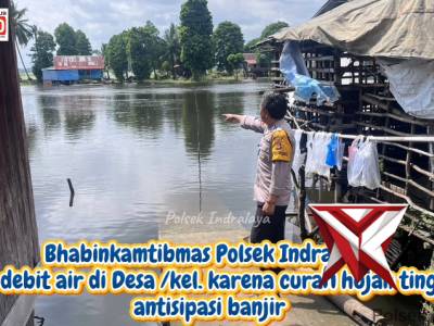 Bhabinkamtibmas cek debit air, antisipasi banjir