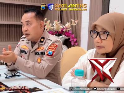 ANALISA KECELAKAAN BERSAMA TIM POLDA JATIM SERTA INSTANSI TERKAIT

Kehadiran di lapangan adalah bent