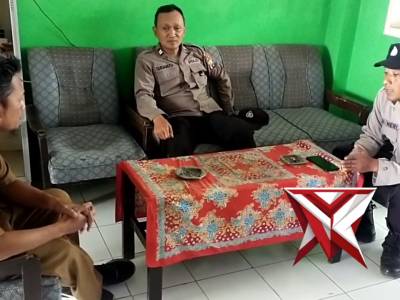 Sambang pengurus pasar pujon dan memberikan sosialisasi tentang penculikan anak